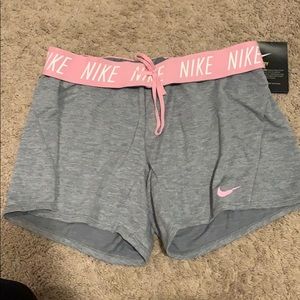 gray nike shorts